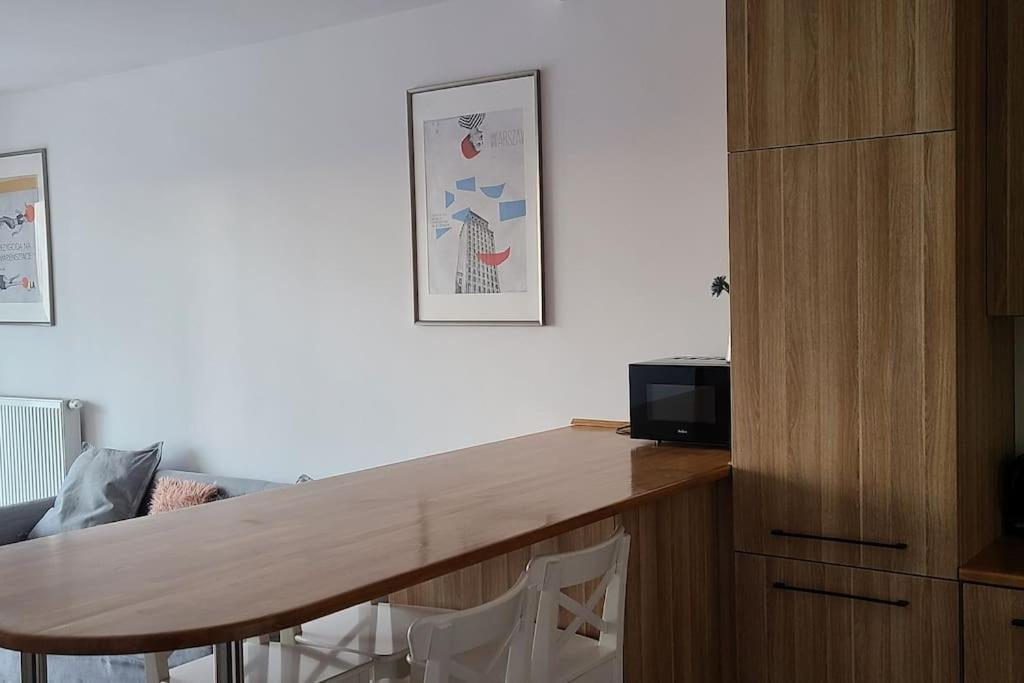 Wellsituated 1 Bedroom Condo In Warsaw Freeparking Εξωτερικό φωτογραφία