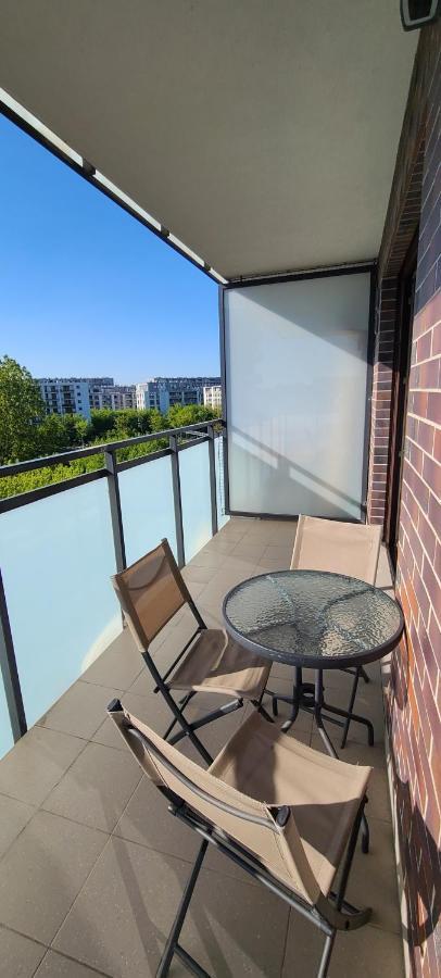 Wellsituated 1 Bedroom Condo In Warsaw Freeparking Εξωτερικό φωτογραφία